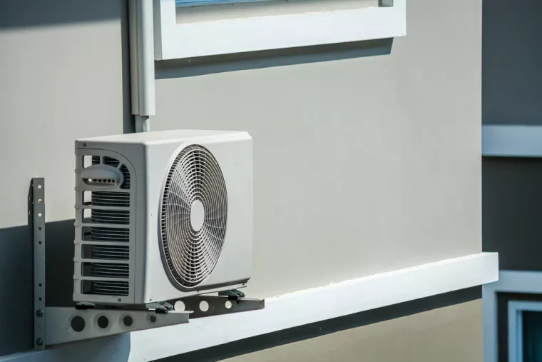 Installer une climatisation gainable Daikin dans une résidence secondaire, Saint-Laurent-du-Var, DÉPANNE CLIM 06
